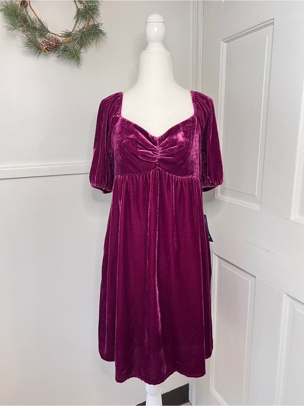 Modcloth Who's My Sweetheart? Babydoll Velvet Dress in Plum NWT